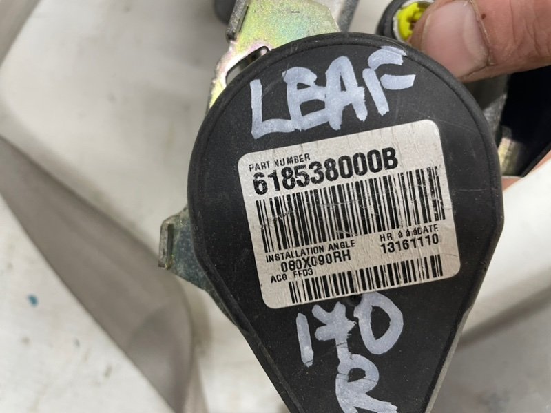 Ремень безопасности Nissan Leaf 2012 ZE0