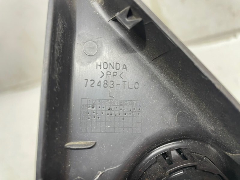 Уголок двери (внутренний) Honda Accord 8 2010 CU
