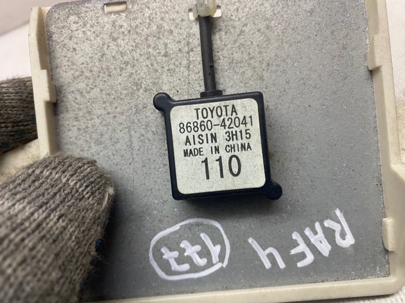 Антенна Toyota Rav 4 2013 A40