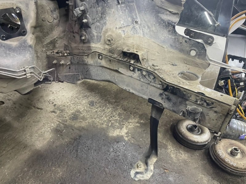 Лонжерон Volkswagen Polo 2011