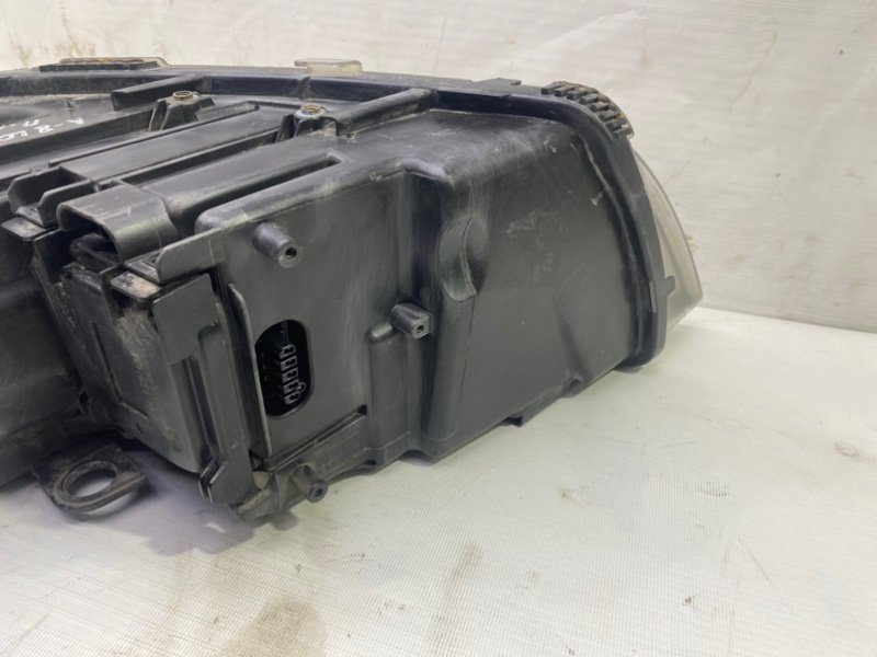 Фара Audi A 8 2005 4E2, 4E8