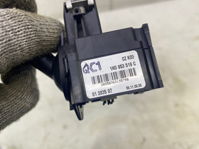 Подрулевой переключатель Volkswagen Jetta 2007 1K2