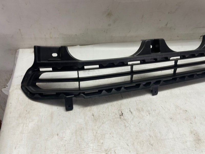 Решетка в бампер TOYOTA Land Cruiser Prado 150
