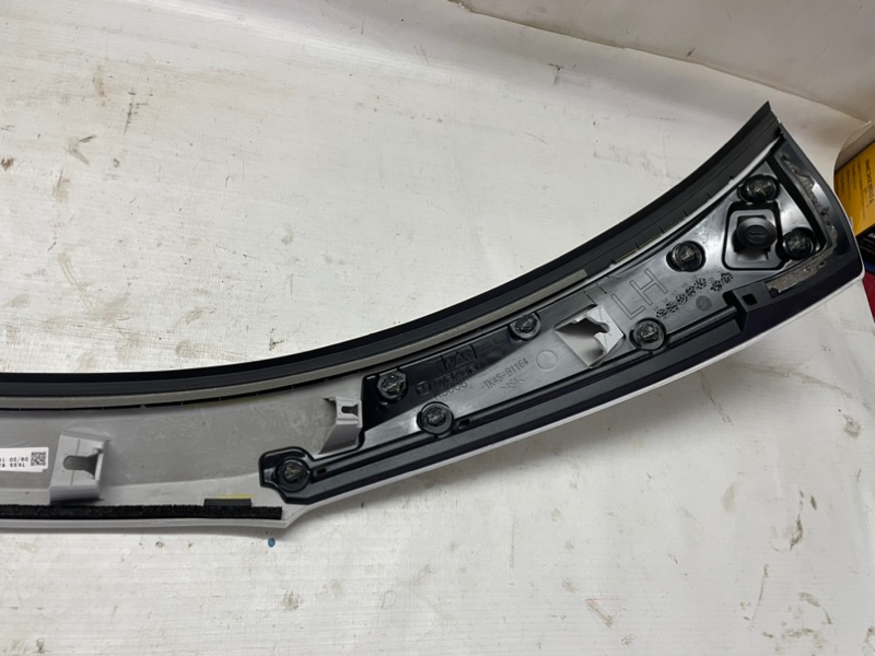 Накладка крышки багажника Mazda CX-9 TC
