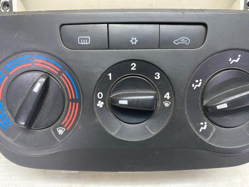 Блок управления климатом Fiat Punto 2007