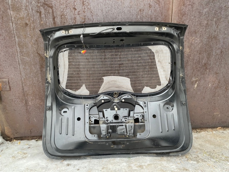 Крышка багажника Renault Duster 2013