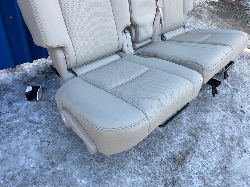 Сиденье Toyota Land Cruiser Prado 2022
