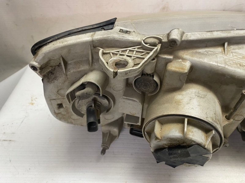 Фара Hyundai Grandeur 1999