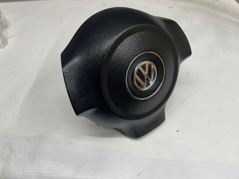 Подушка безопасности руля Volkswagen Jetta 2013