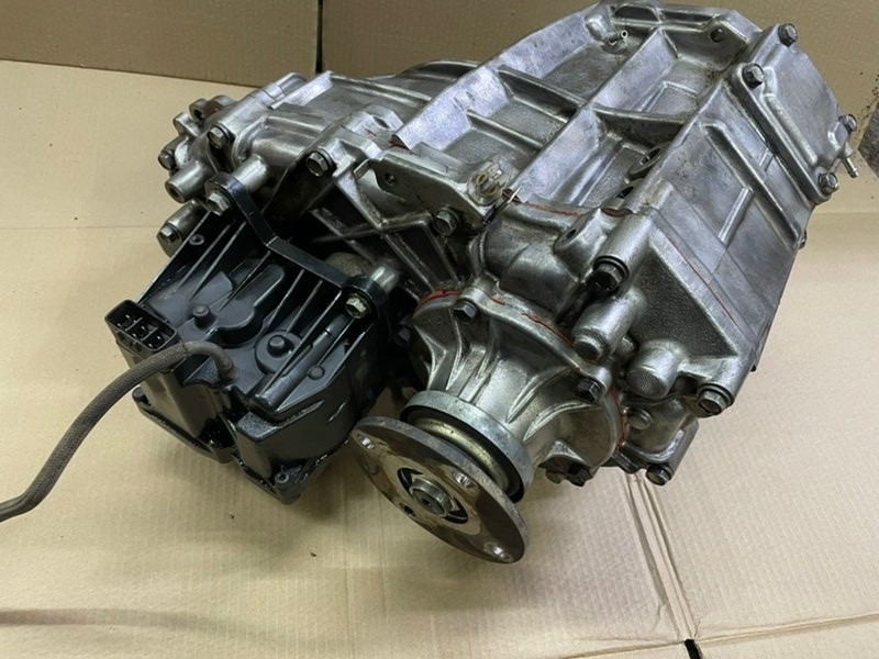 Раздатка Toyota Land Cruiser Prado 2022