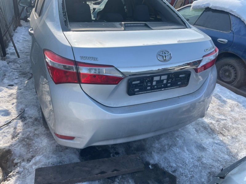 Крышка багажника Toyota Corolla 2014