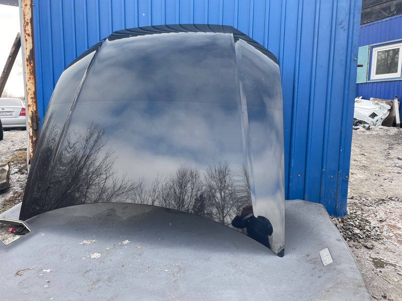 Капот Audi Q8 2021