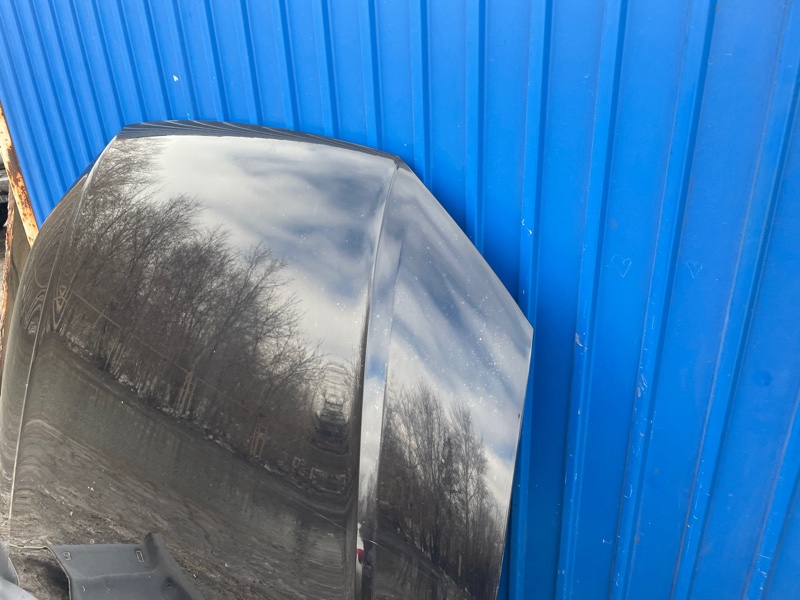 Капот Audi Q8 2021