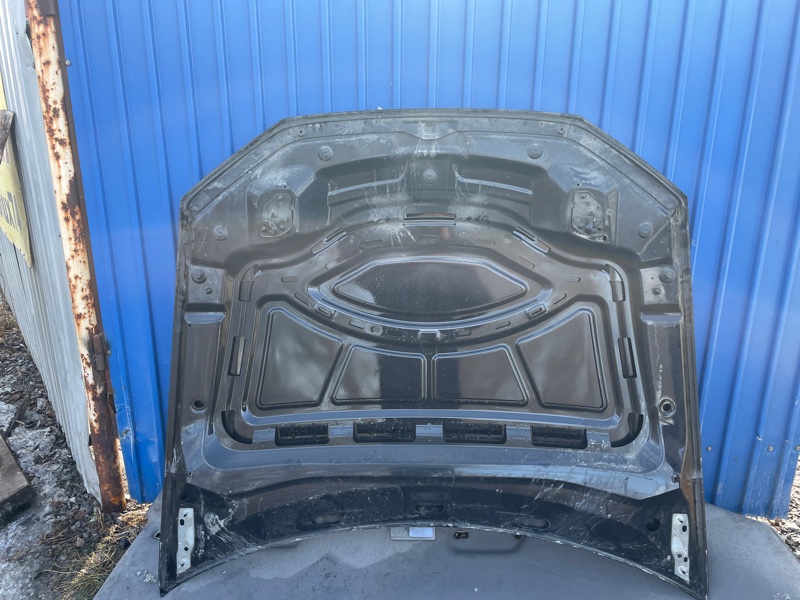 Капот Audi Q8 2021