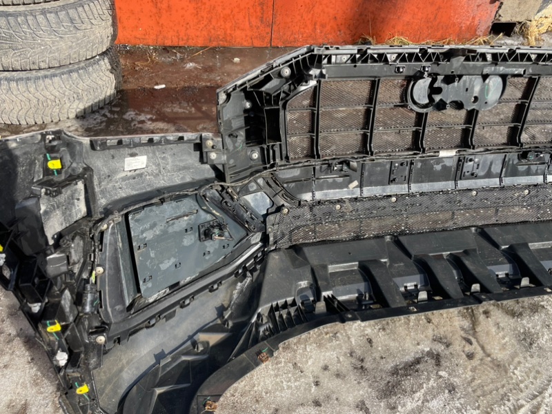 Бампер Audi Q8 2021