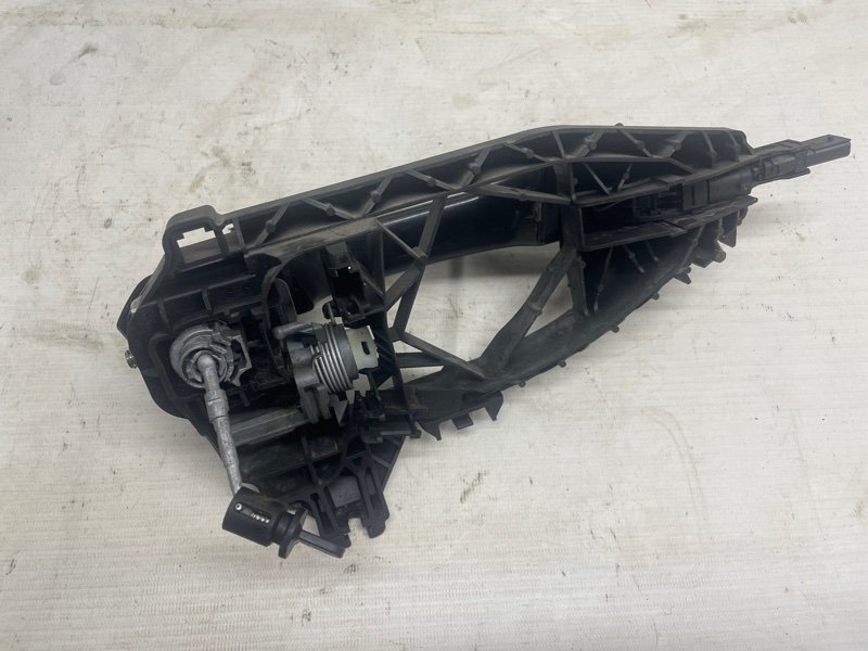 Ручка двери наружная Audi Q8 2021
