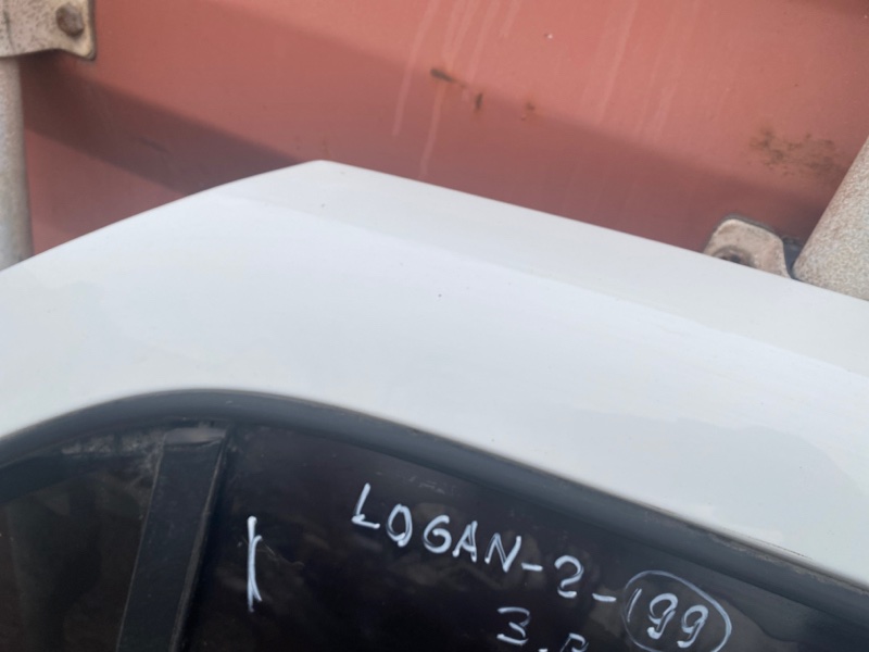Дверь Renault Logan 2018 L8