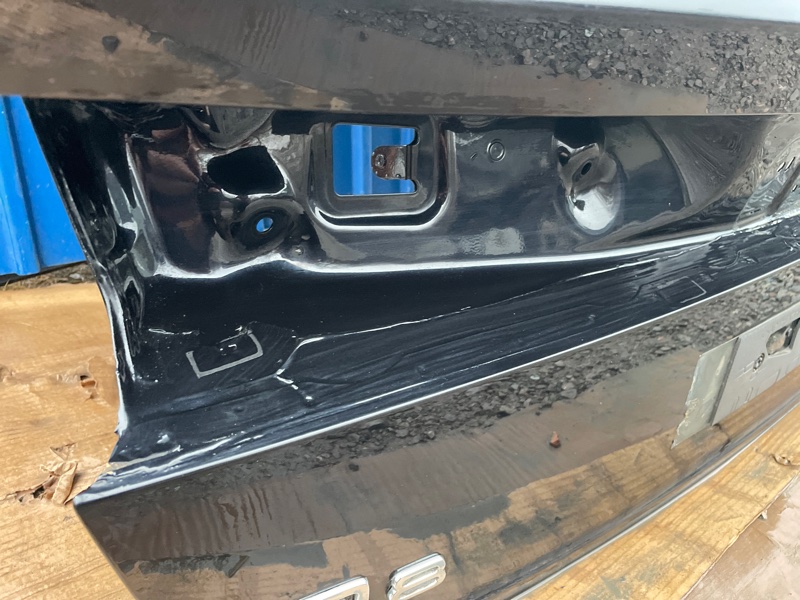Крышка багажника Audi Q8 2021