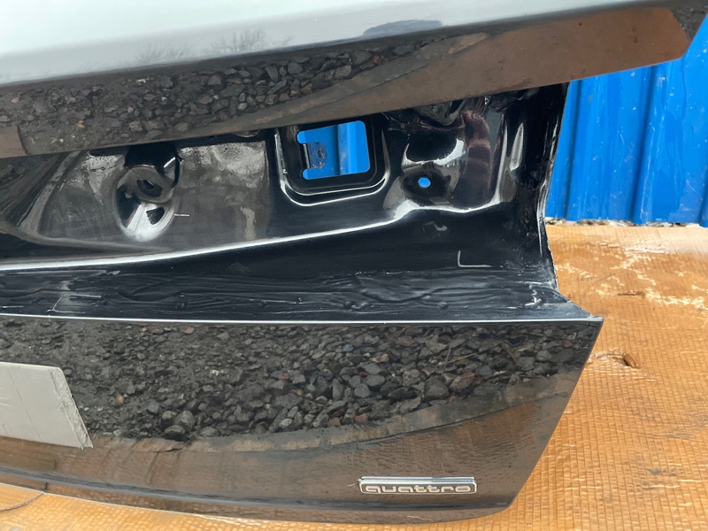 Крышка багажника Audi Q8 2021