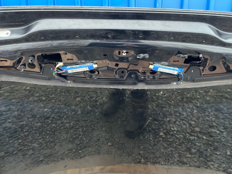 Крышка багажника Audi Q8 2021
