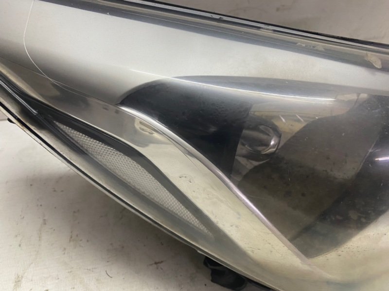 Фара Hyundai Solaris 2015