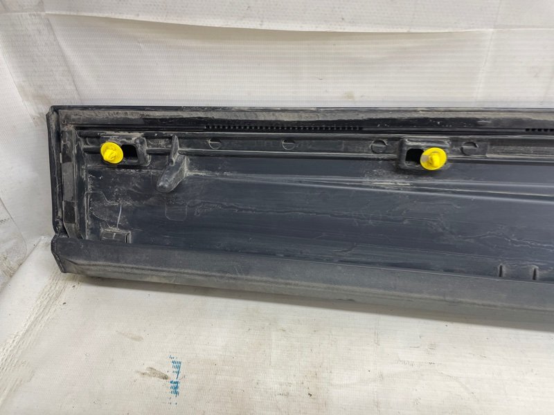Накладка двери Audi Q8 2021