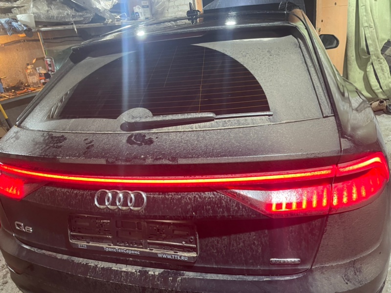 Фонарь Audi Q8 2021