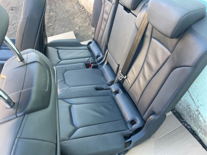 Сиденье Audi Q8 2021
