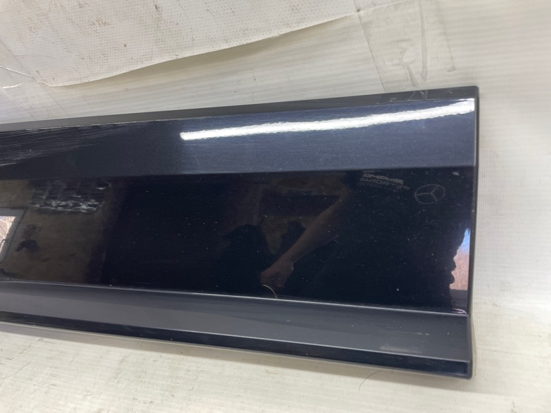 Накладка двери Audi Q8 2021