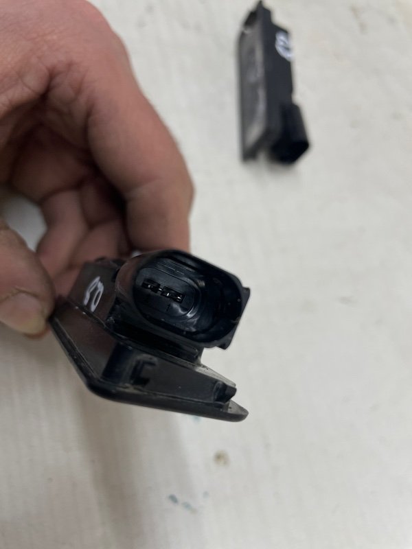Подсветка номера Audi Q8 2021