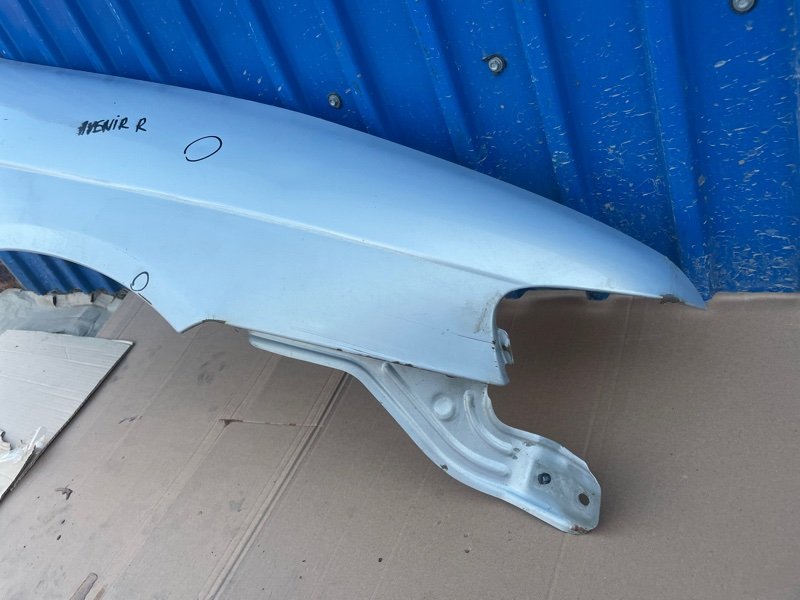 Крыло Nissan AVENIR 2000 W11