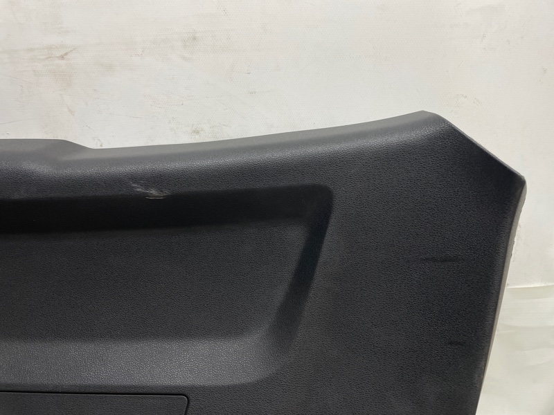 Обшивка багажника Audi Q8 2021