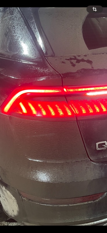 Фонарь Audi Q8 2021