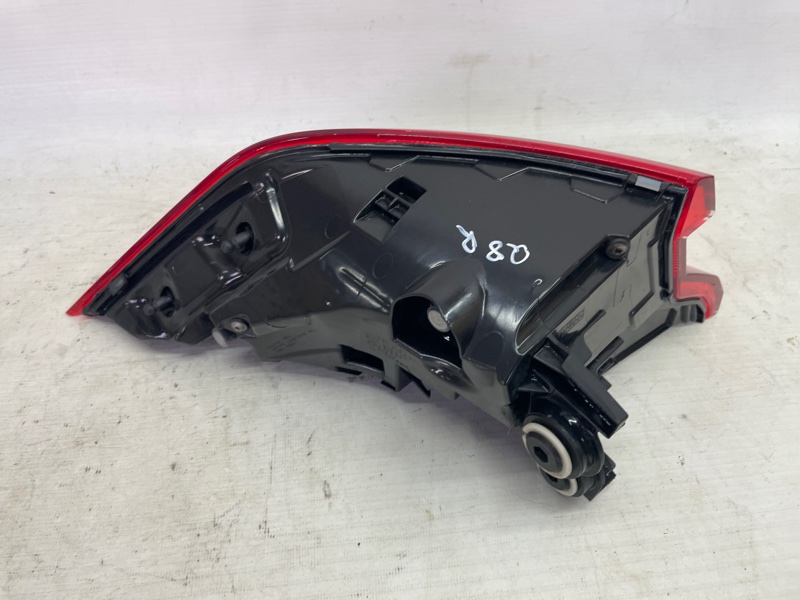 Фонарь Audi Q8 2021