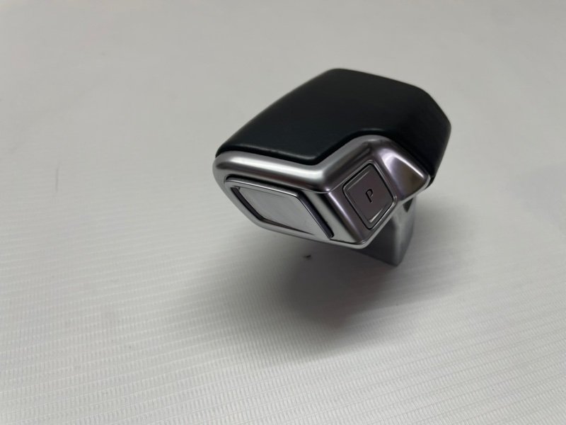 Ручка акпп Audi Q8 2021