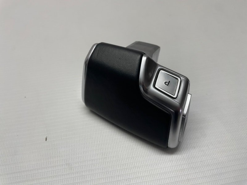 Ручка акпп Audi Q8 2021