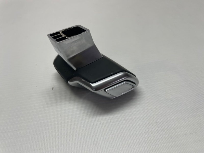 Ручка акпп Audi Q8 2021