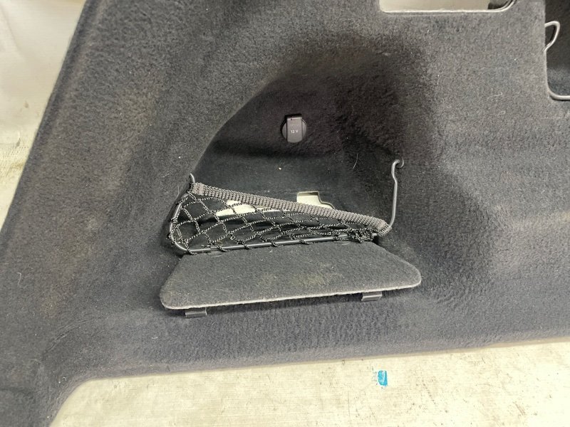 Обшивка багажника Audi Q8 2021