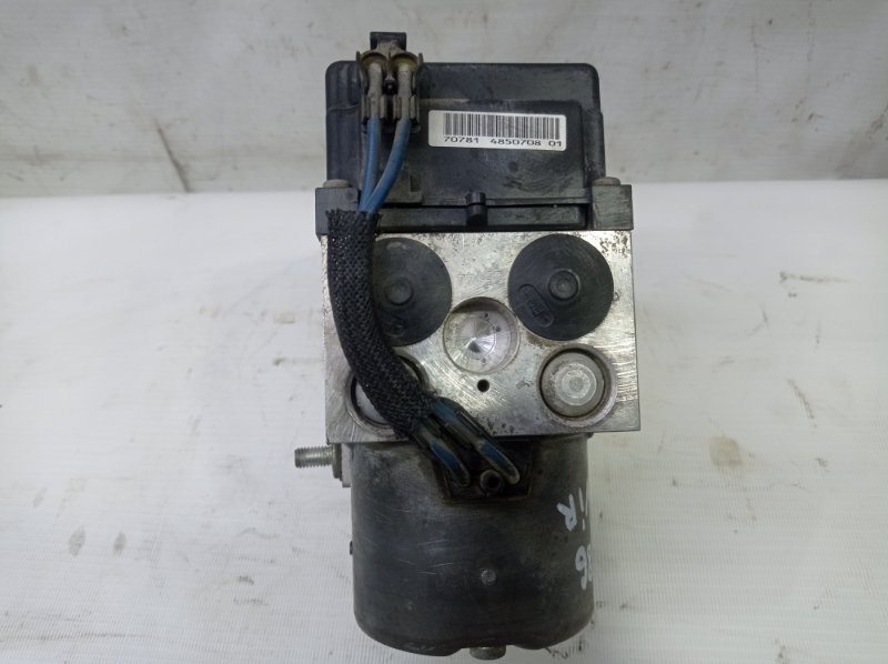 Блок ABS Nissan AVENIR 2000 W11