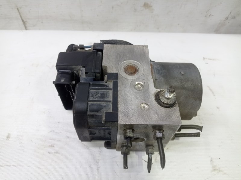 Блок ABS Nissan AVENIR 2000 W11