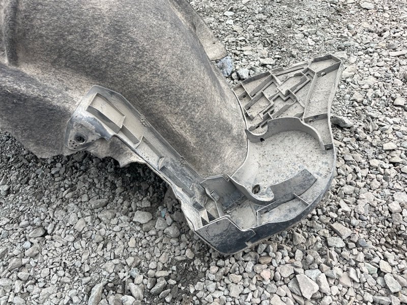 Подкрылок Audi Q8 2021