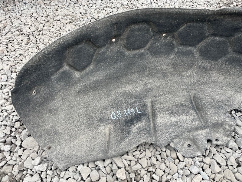Подкрылок Audi Q8 2021