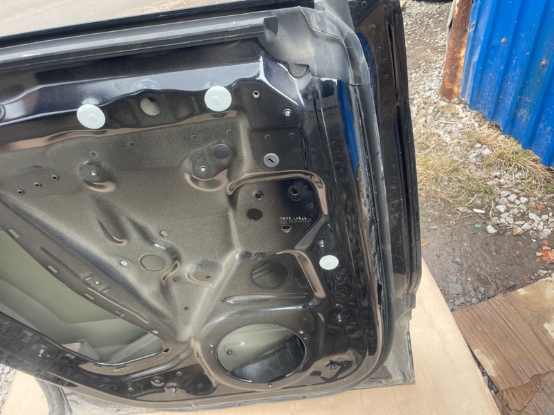 Дверь Audi Q8 2021