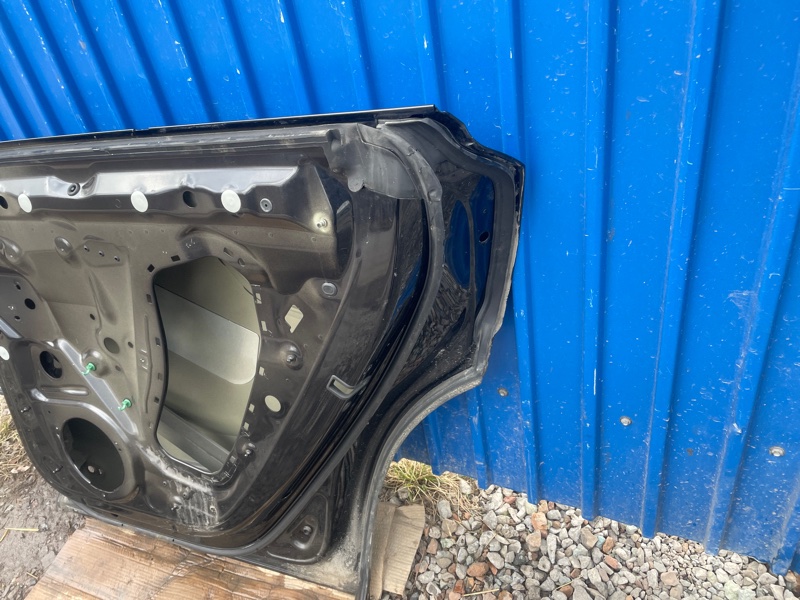 Дверь Audi Q8 2021