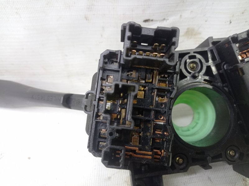 Подрулевой переключатель Nissan AVENIR 2000 W11
