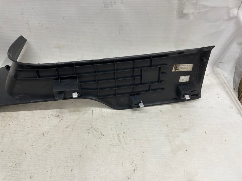 Накладка порога Audi Q8 2021