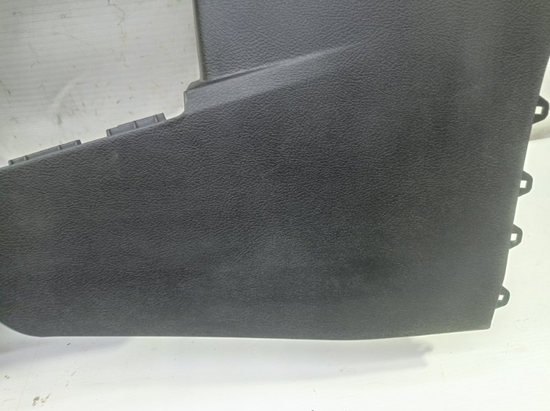 Подлокотник Toyota Corolla 2014
