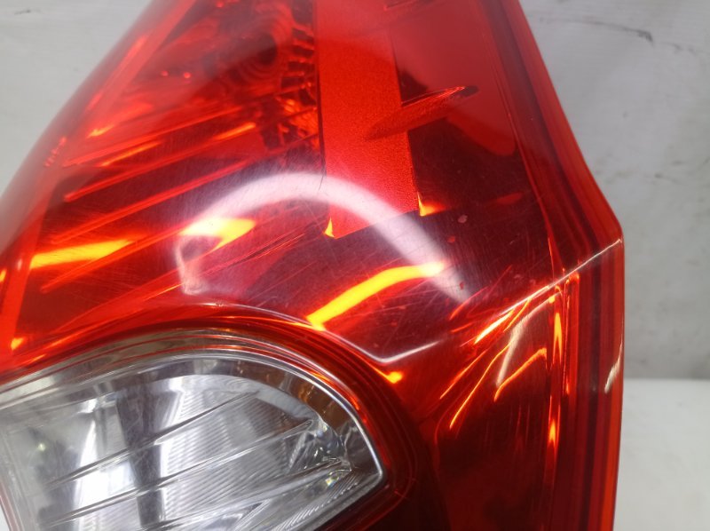 Фонарь Hyundai Solaris 2014