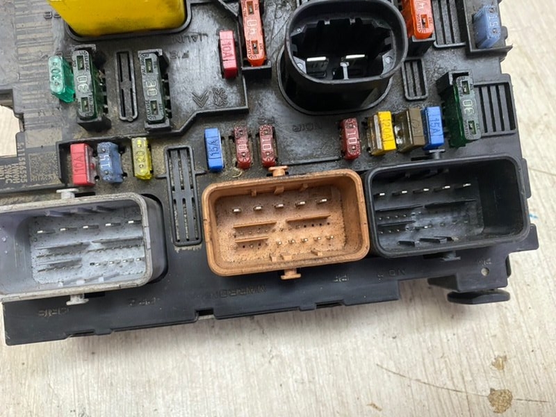 Блок предохранителей Citroen C3 2006