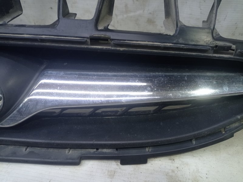 Решетка радиатора Hyundai Solaris 2014
